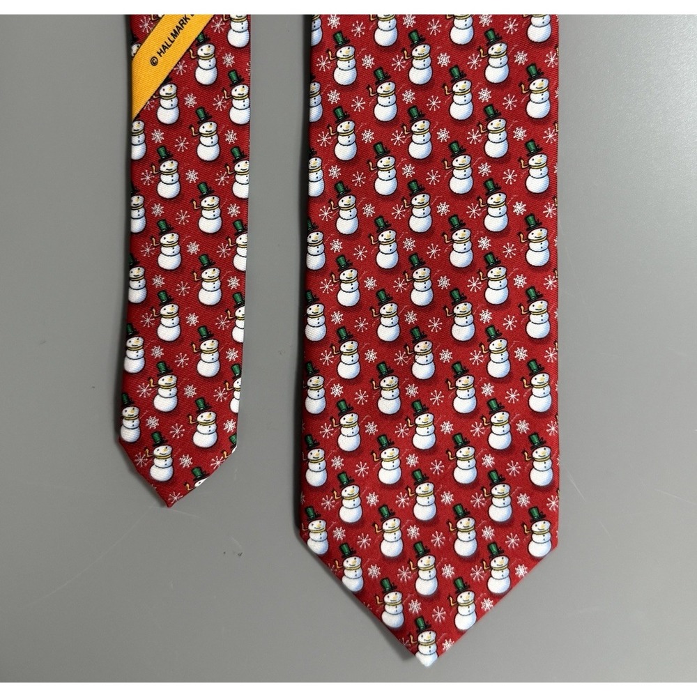 Hallmark Holiday Traditions Snowman Christmas Necktie Red 3.25" X 57"